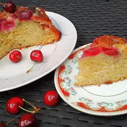 Običan kolač sa trešnjama