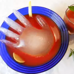 Koktel Bloody Mary za raspoloženje za Noć veštica