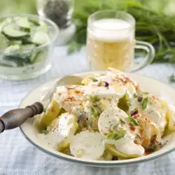 Salata od krompira sa aromatičnim prelivom