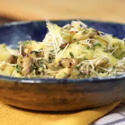 Salata od pečuraka sa krompirom i dižonskim senfom
