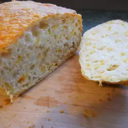 Hleb sa koricom od čedar sira