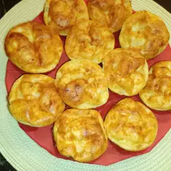 Mekani kolači sa japanskom jabukom