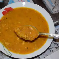 Zimska persijska supa sa pilećim mesom