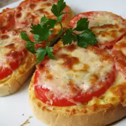 Jednostavni zapečeni sendviči sa paradajzom