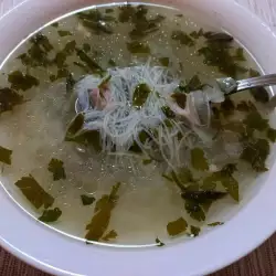 Ćureća supa sa žalfijom i rezancima od i pirinča