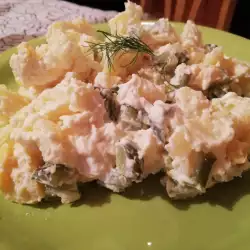 Krompir salata sa krastavčićima i kukuruzom