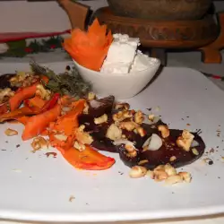 Pečena salata sa cveklom i sirom