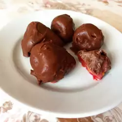 Čokoladne jagode sa kikiriki puterom