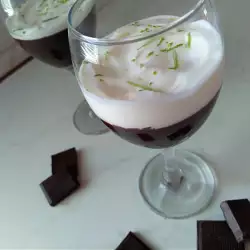 Ukusan čokoladni mus u čašama