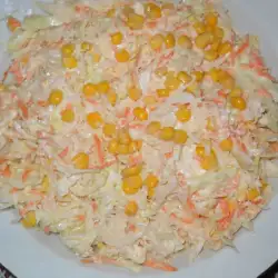 Kupus salata sa šargarepom i majonezom