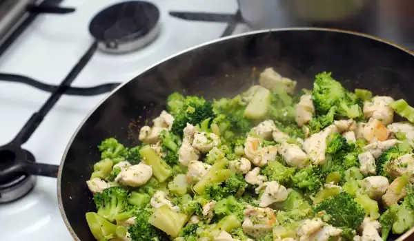 Piletina sa brokolijem