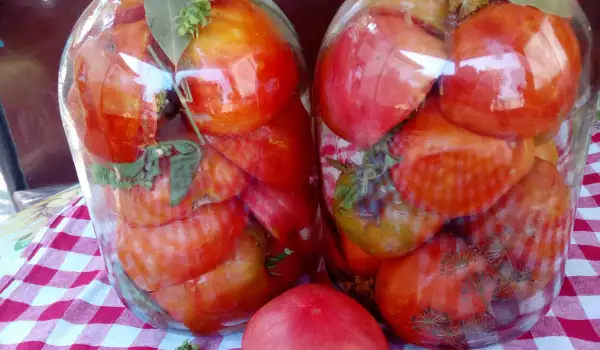 Konzerviran paradajz bez kuvanja