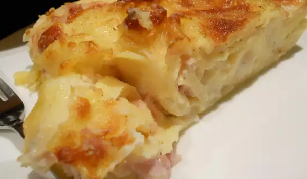 Francuski gratin sa sirom i šunkom (Gratin de pates au jambon)