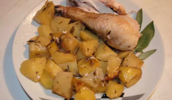 Mladi krompir na grčki način sa pilećim mesom
