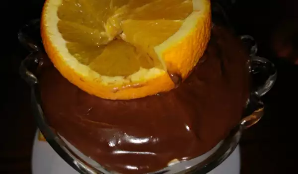 Čokoladni mus sa sokom od pomorandže i likerom