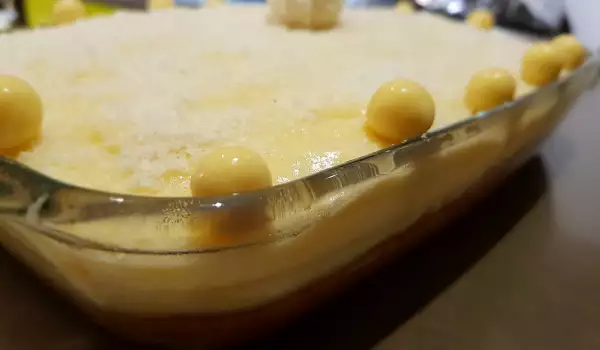 Rafaelo kolač sa prelivom