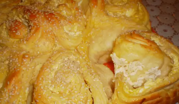 Tradiconalna bugarska penjurlija - tutmanik sa maslacem i sirom