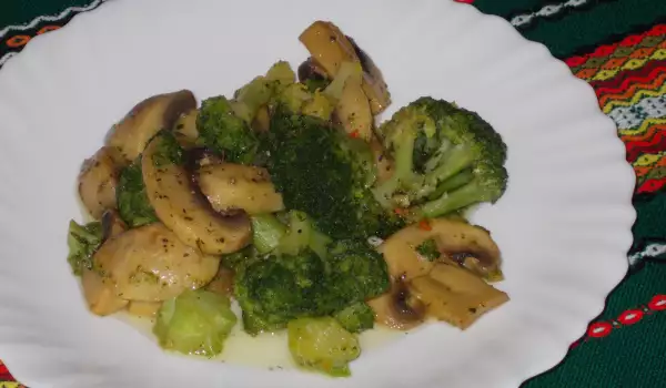 Dinstani brokoli sa pečurkama
