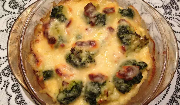 Brza večera sa brokolijem, krompirom i topljenim sirom