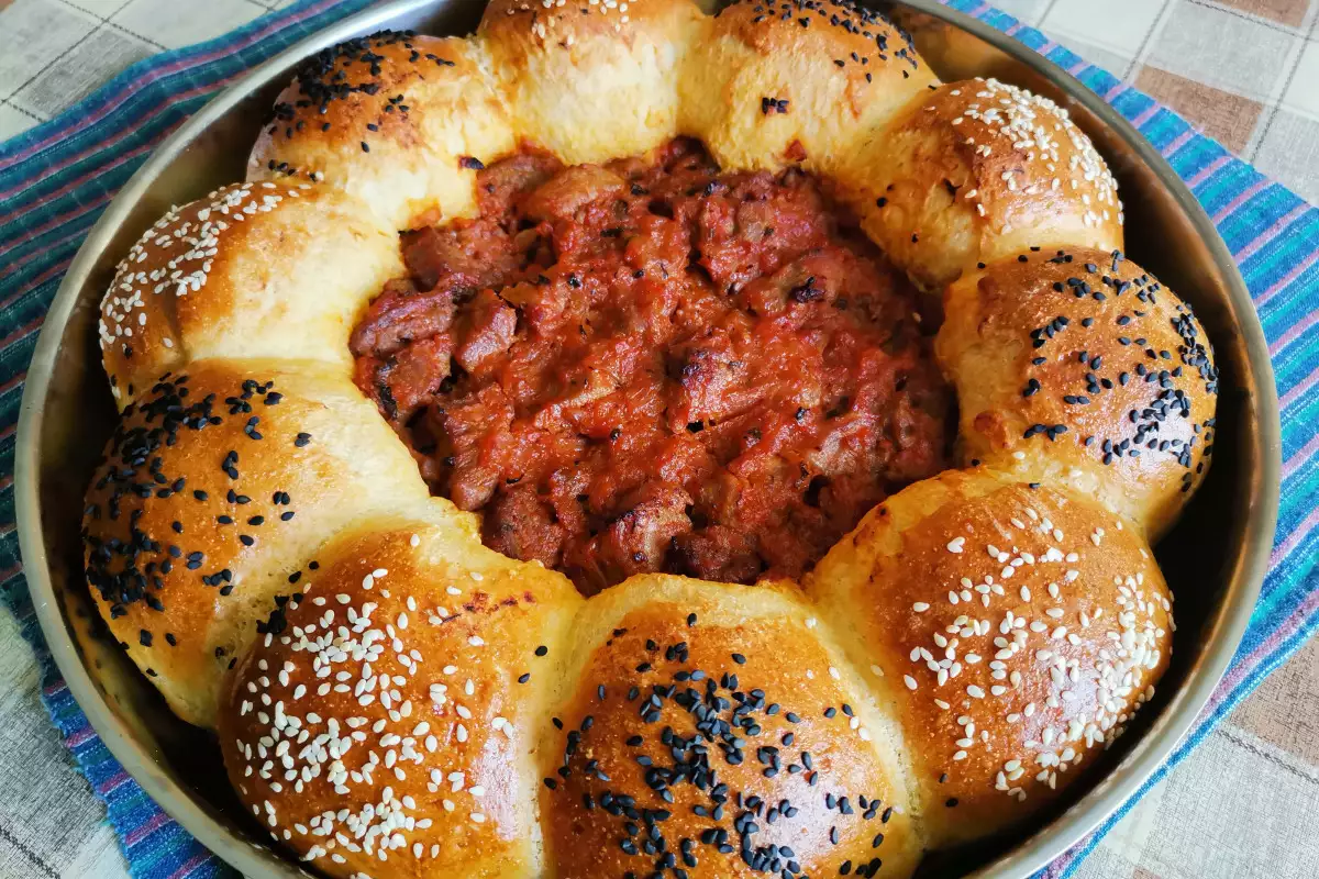 Savršena Medena Pogača