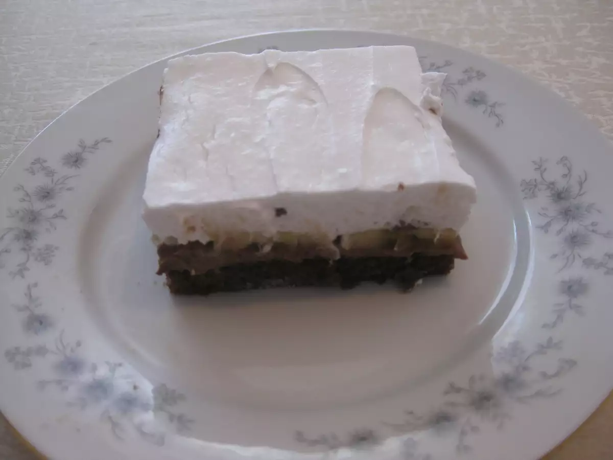 Sočne Čokoladne Kocke sa Šlagom