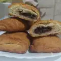Pekmezom punjeno pecivo