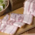Hajde da napravimo domaću slaninu