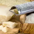 Koja je razlika između Grana Padano i Parmezana?