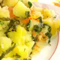 Prolećna krompir salata sa zeljem