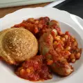 Kobasice sa pasuljem i koblerima od parmezana