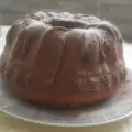 Kuglof sa višnjama