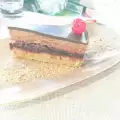 Čokoladna torta sa višnjama