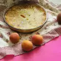 Kolač bez glutena sa breskvama i kajsijama