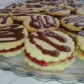Keksići od maslaca sa nadevom od oraha i džema