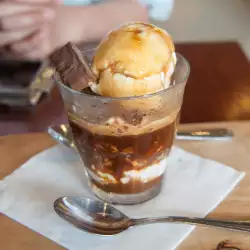 Afogato - sladoled sa kafom na napuljski način