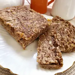 Banana hleb sa orasima, cimetom i kurkumom