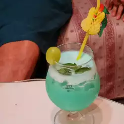 Blue Hawaii koktel