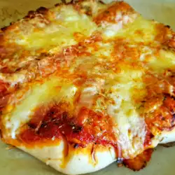 Pica na italijanski način sa kačkavaljem