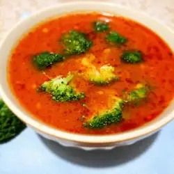 Supa od brokolija i paradajza
