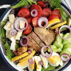 Salata sa piletinom i sokom od limuna