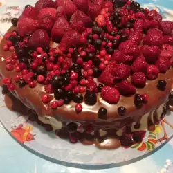 Čokoladna torta sa gotovim korama i voćem