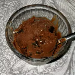 Čokoladni sladoled sa keksom