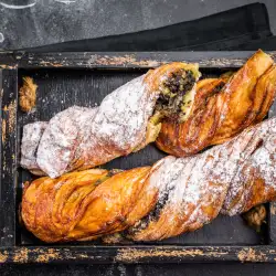 Brza danska rolnica sa čokoladnim filom