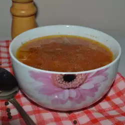 Paradajz supa sa rezancima i krompirom