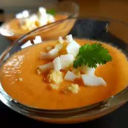Letnja supa sa paradajzom