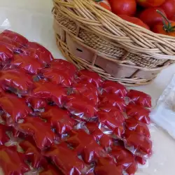 Kockice paradajz pirea