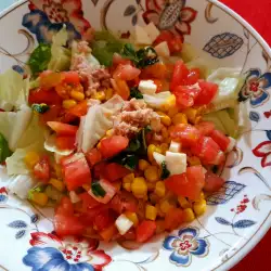Salata sa kukuruzom i bosiljkom