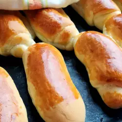 Hlepčići za domaći hot dog