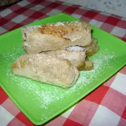 Hrskave kiflice sa krem sirom i jabukama