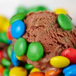 Čokoladni sladoled sa kakaom